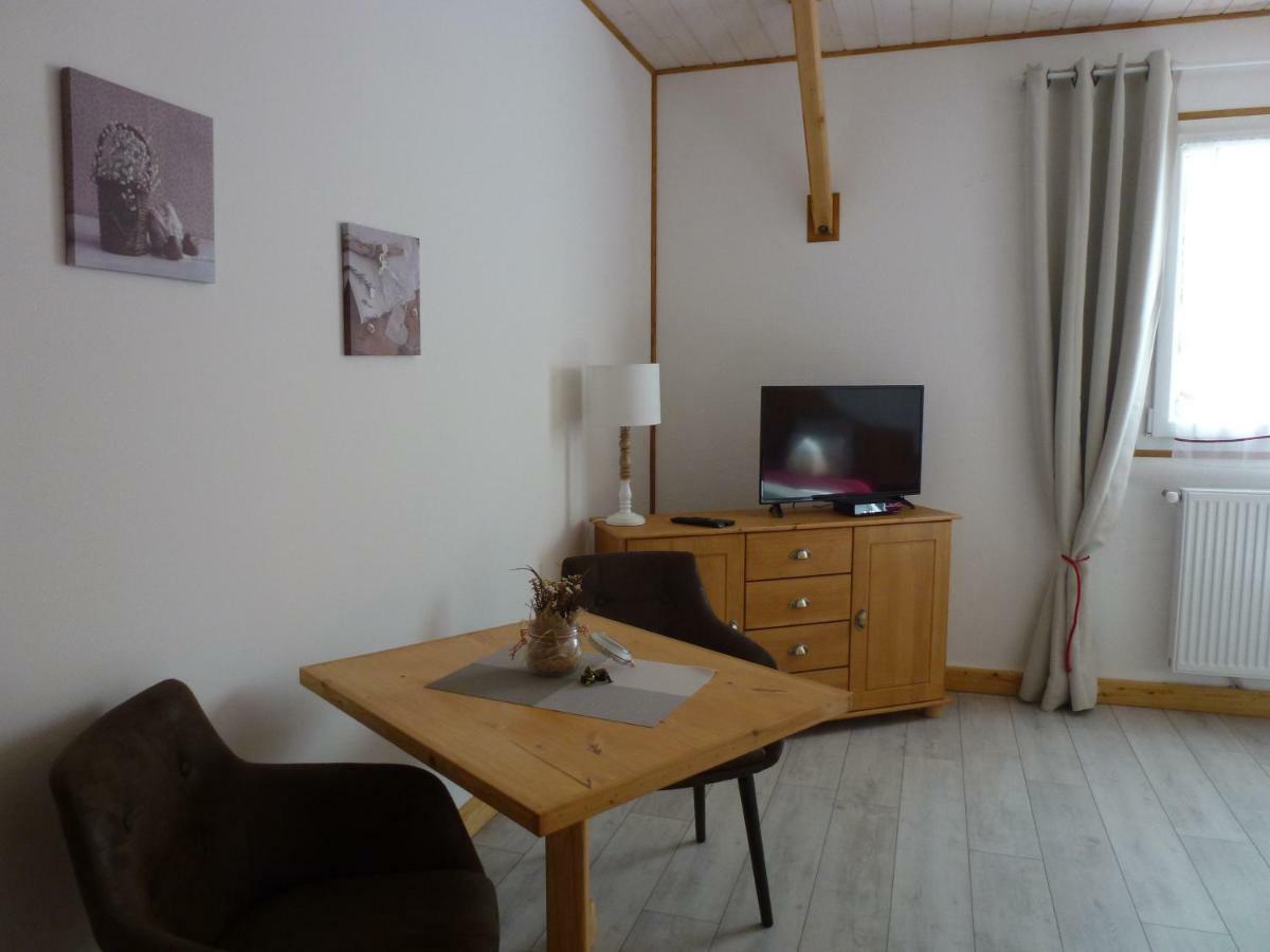 Redspring Chambres D'Hotes Coligny Εξωτερικό φωτογραφία
