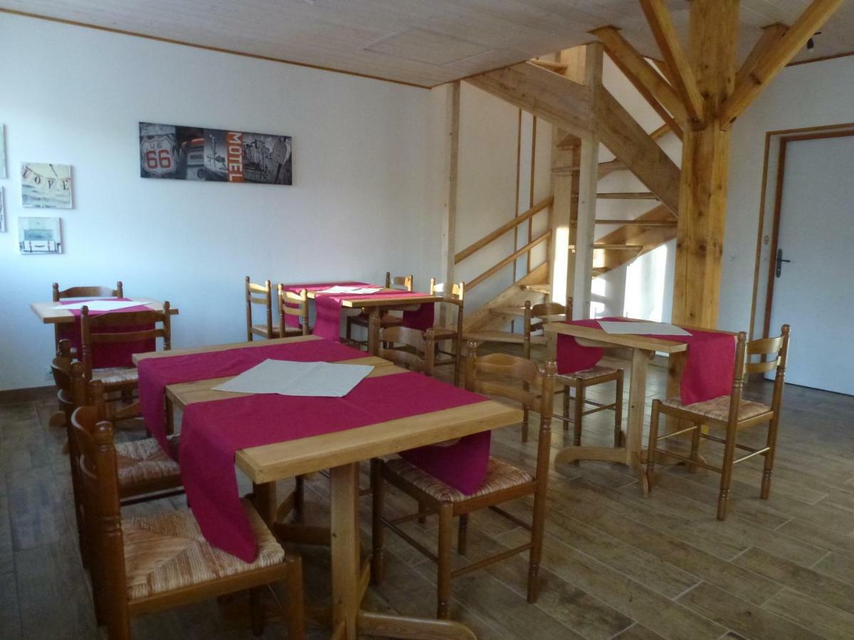 Redspring Chambres D'Hotes Coligny Εξωτερικό φωτογραφία